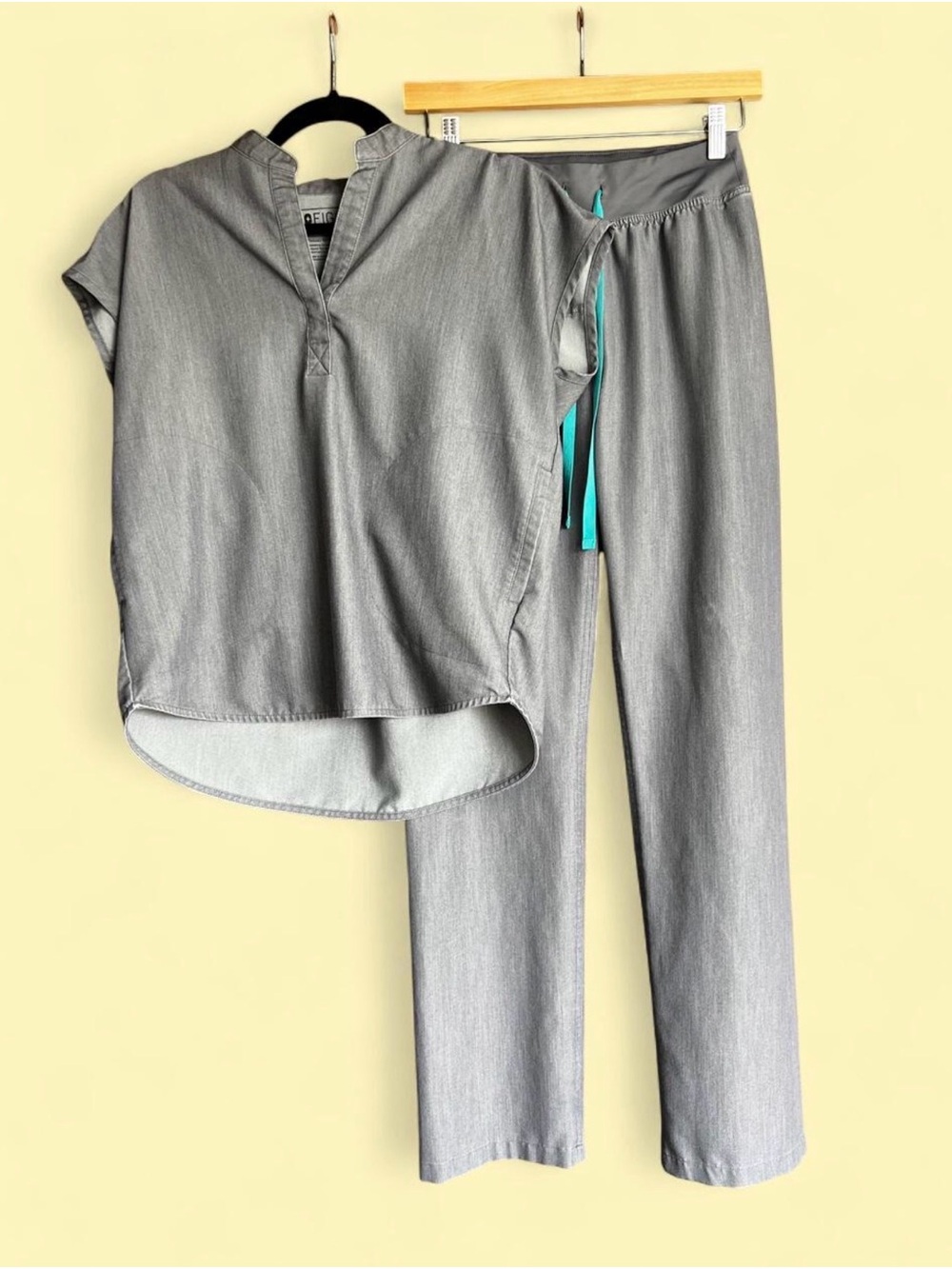 Figs Technical Collection Set in Graphite